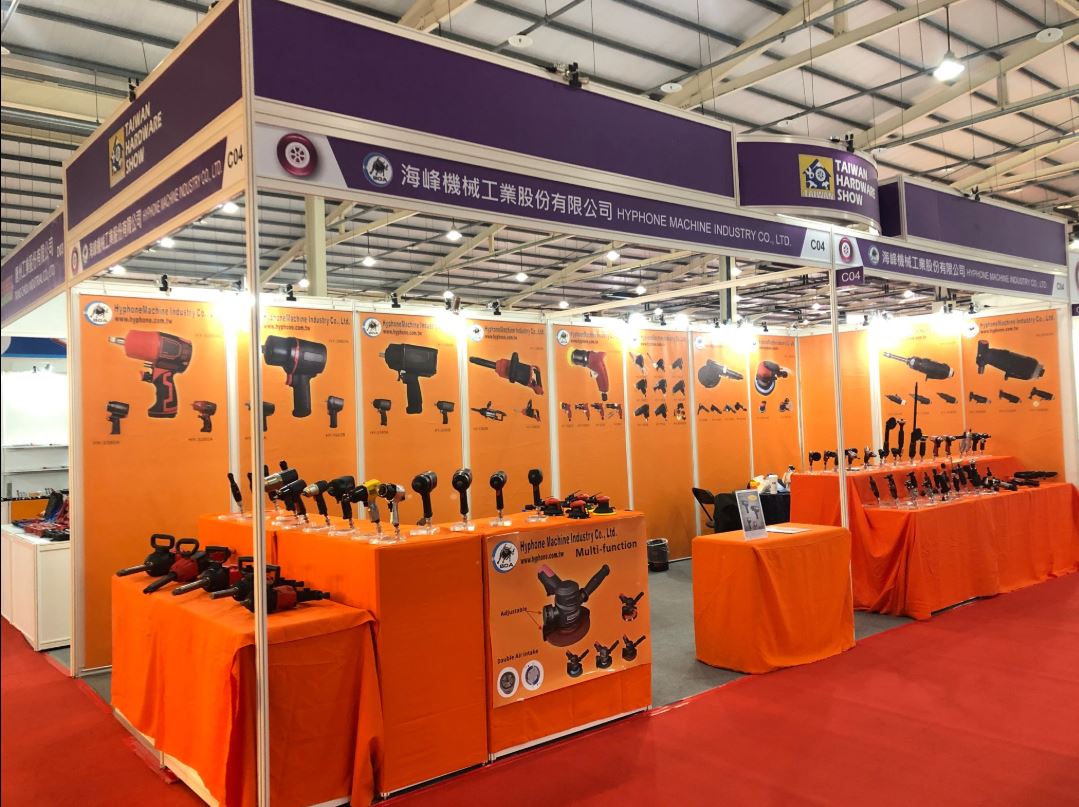 booth1.jpg